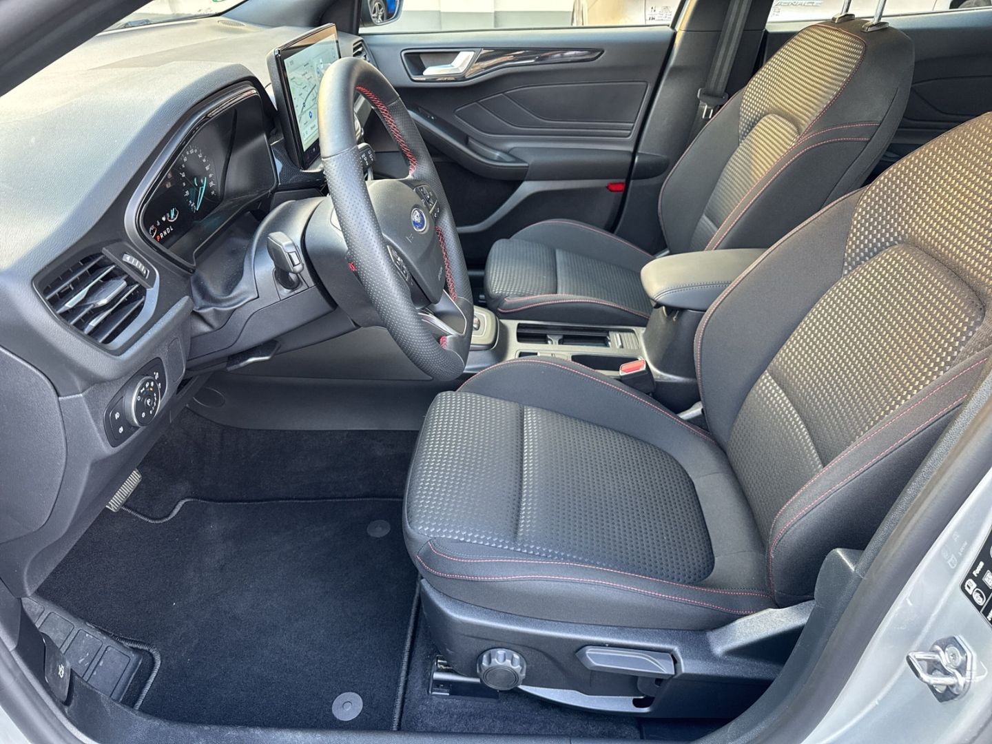 Ford Focus Turnier ST-Line 1.0 EcoBoost +LED+ACC+TWA+