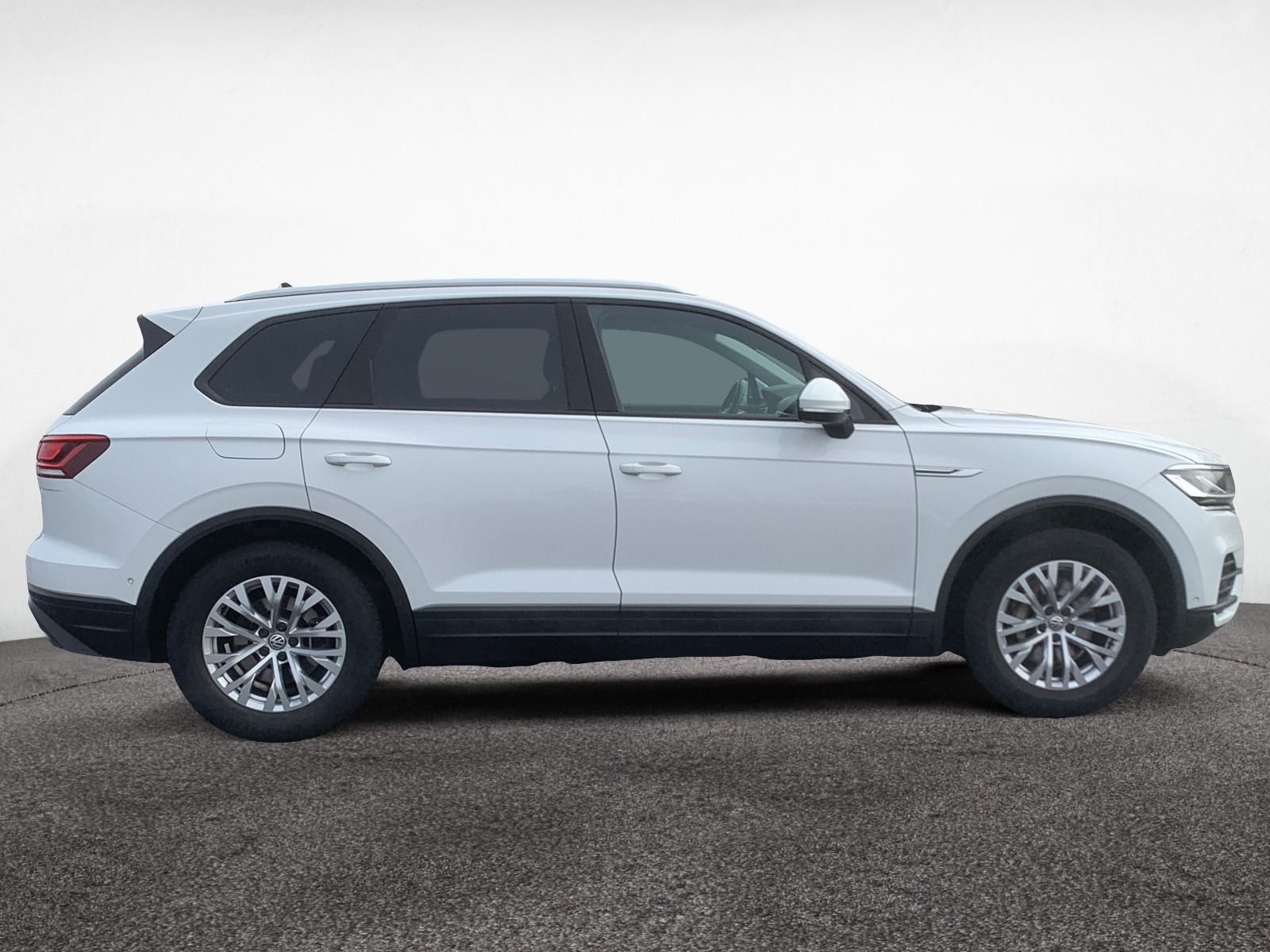 Volkswagen Touareg 3.0 TDI 4Motion - Samsaru's Car Outlet