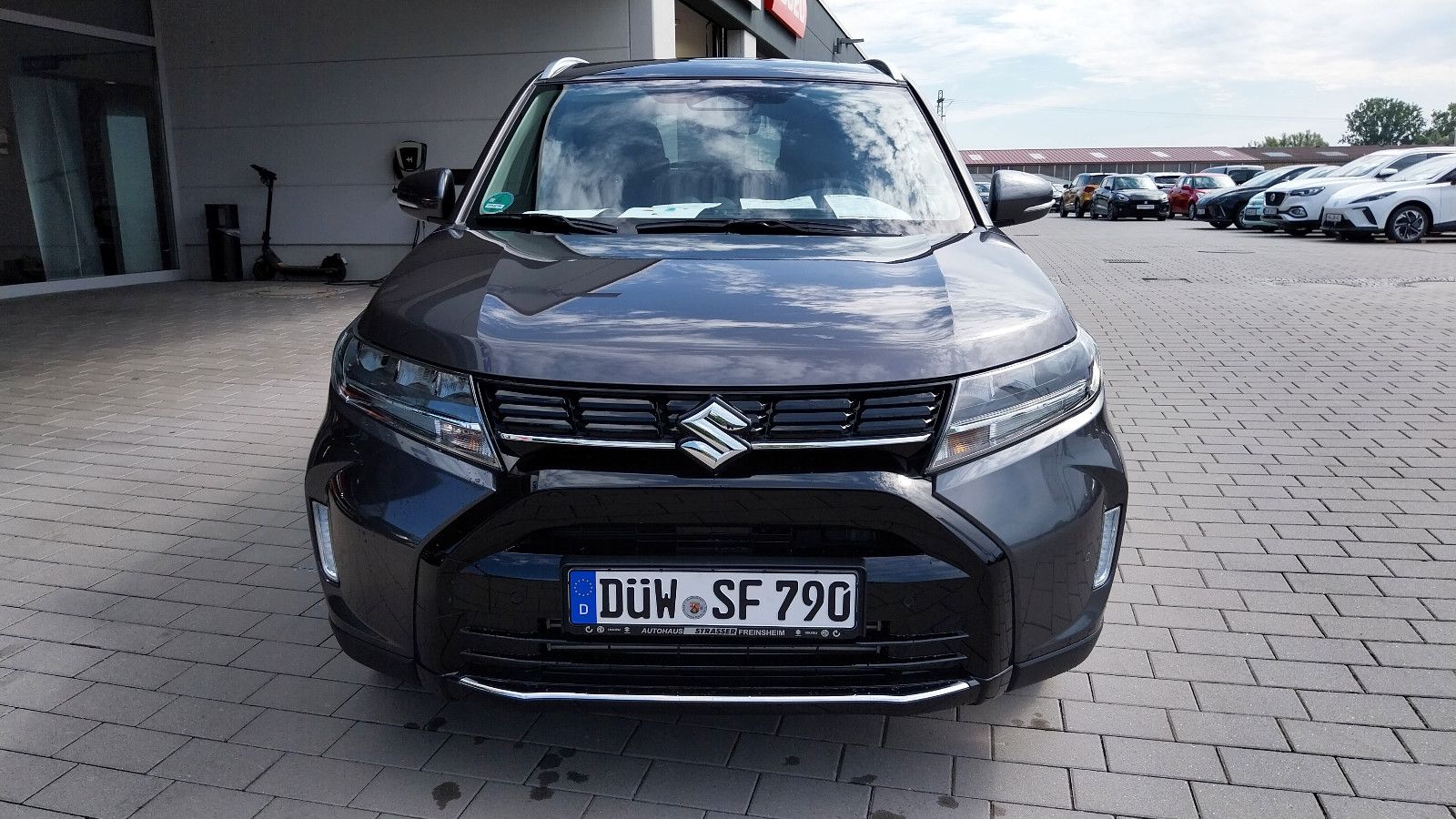 Suzuki Vitara 1.4 Hybrid Comfort+ Allgrip - Samsaru's Car Outlet
