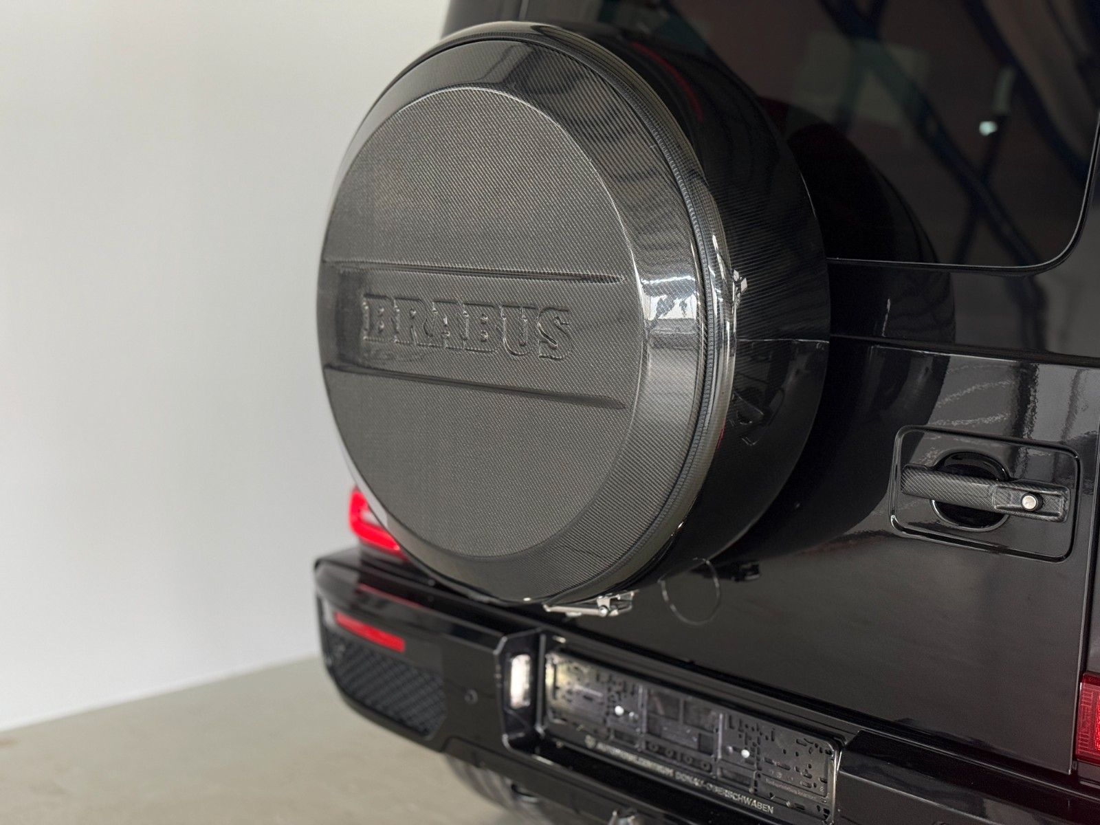 Mercedes-Benz G 63 AMG BRABUS - Samsaru's Car Outlet