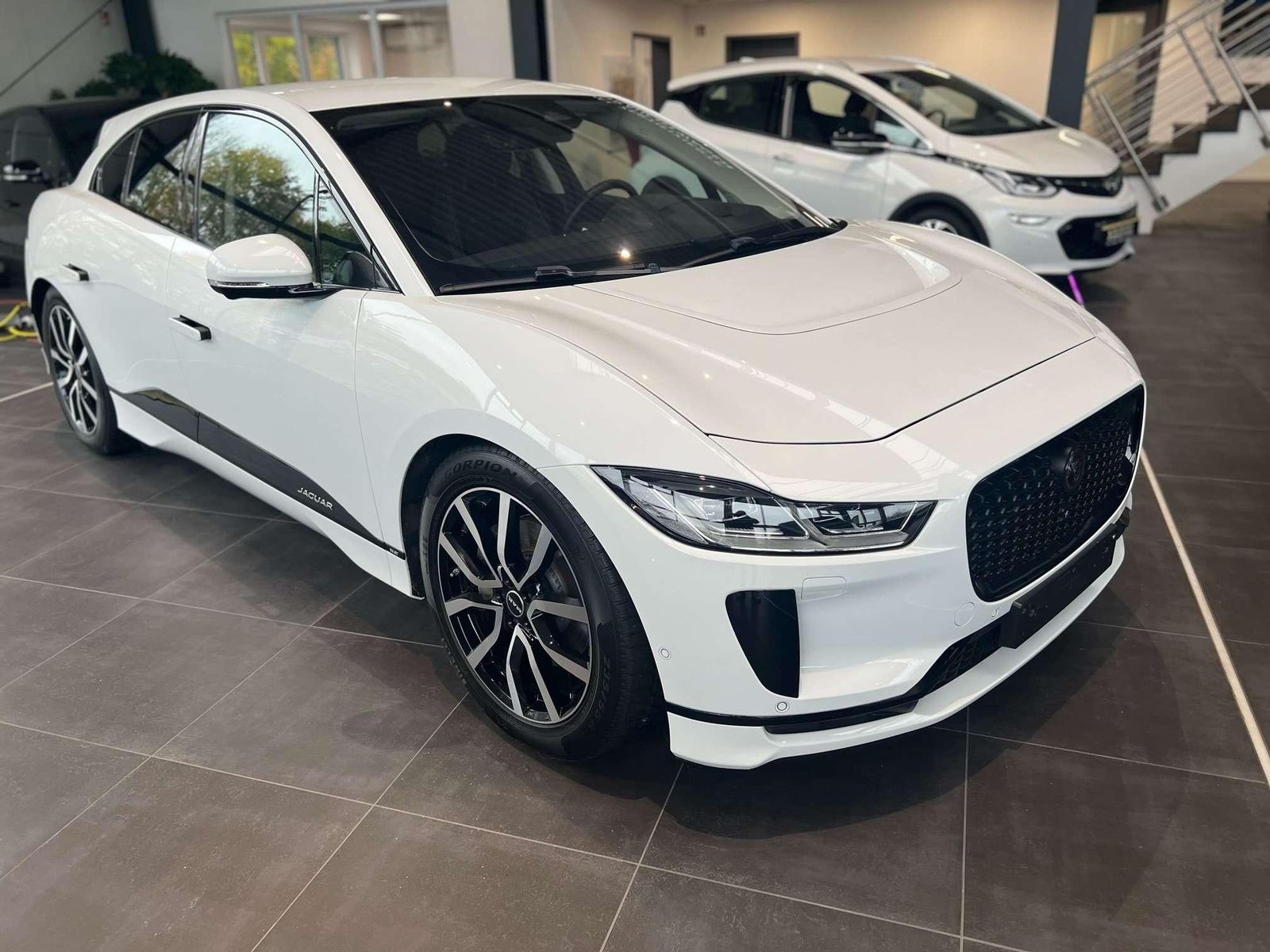 Jaguar I-Pace BLACK PACK+LUFTFAHRWERK+HEAD-UP+ KAMERAS+
