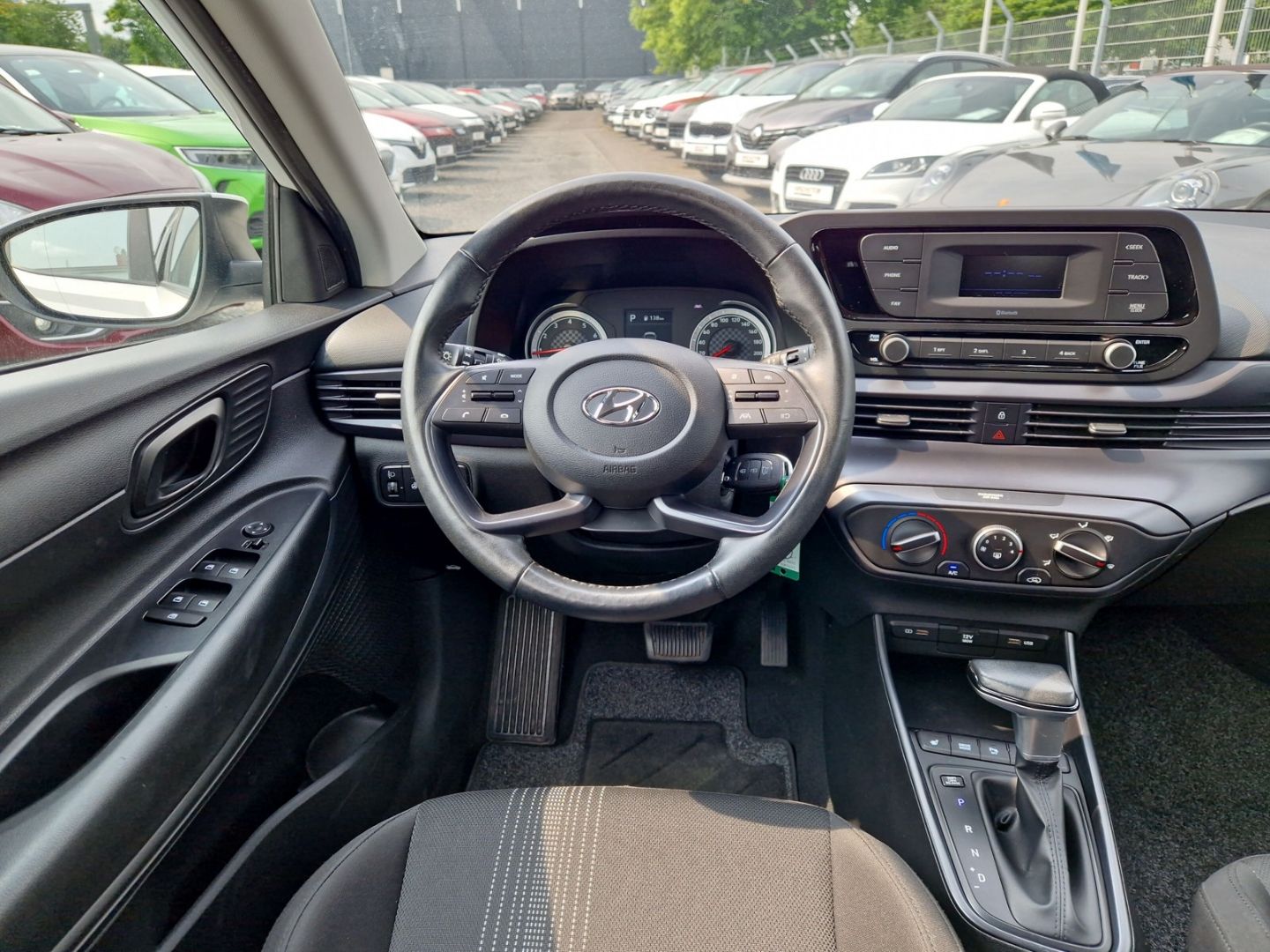 Hyundai BAYON Select Mild-Hybrid 2WD - Samsaru's Car Outlet