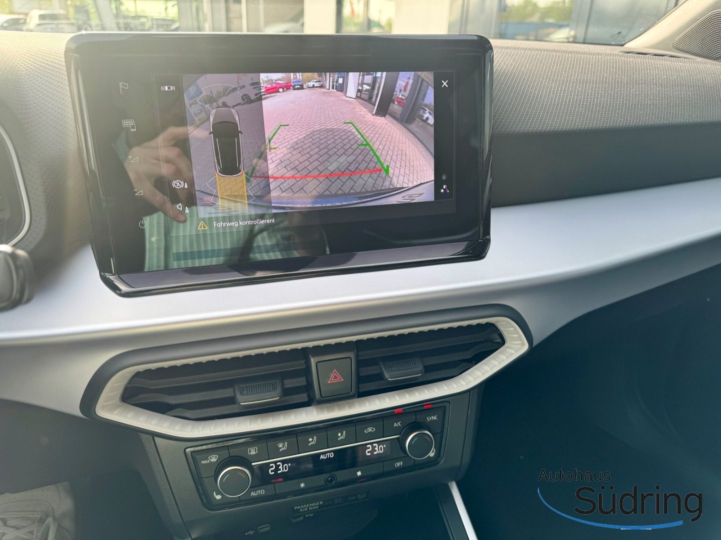 Seat Arona 1,0 TSI FR DSG AHK Navi Rückfk. ACC