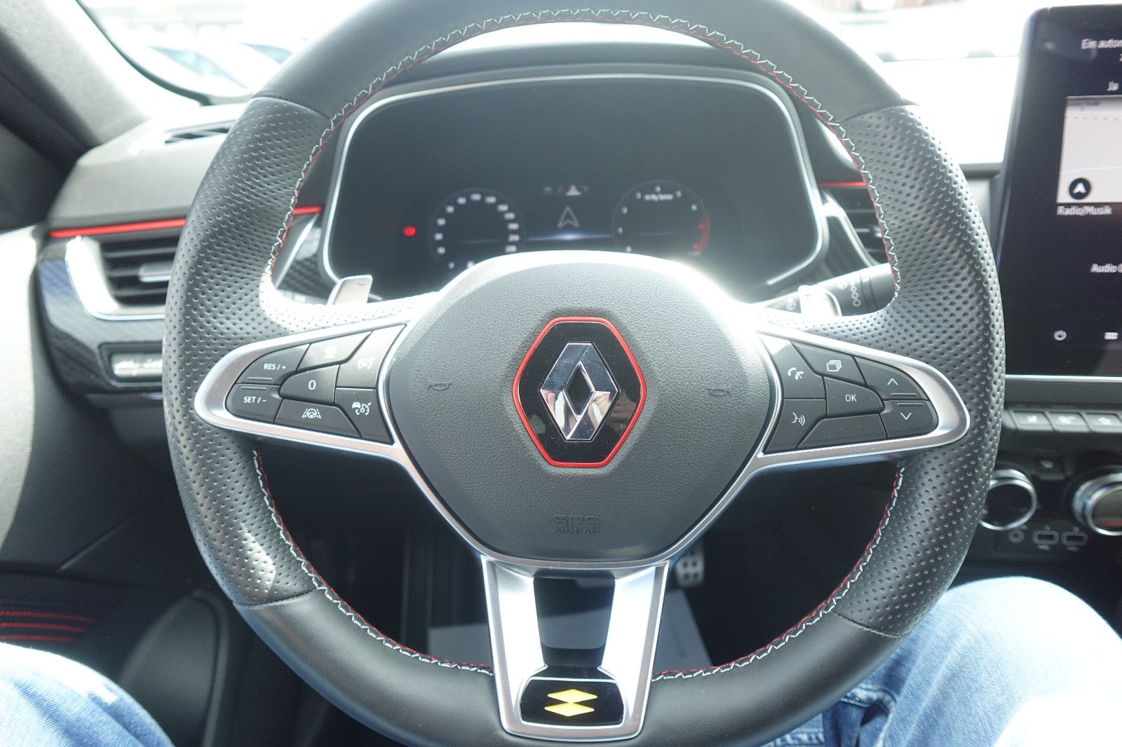 Renault Arkana R.S. Line - Samsaru's Car Outlet