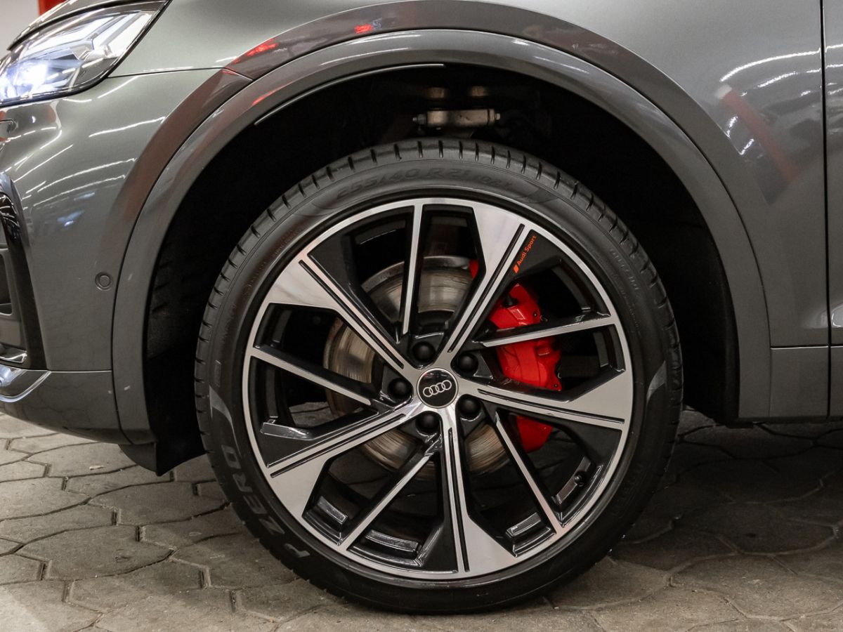 Audi Q5 Sportback 40 TDI qu S line - Samsaru's Car Outlet