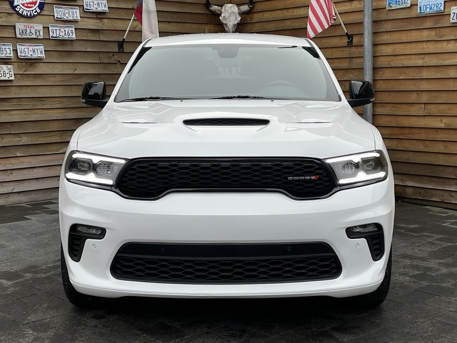 Dodge Durango 5,7L R/T RWD 7S. 10´´ Display SZH LPG