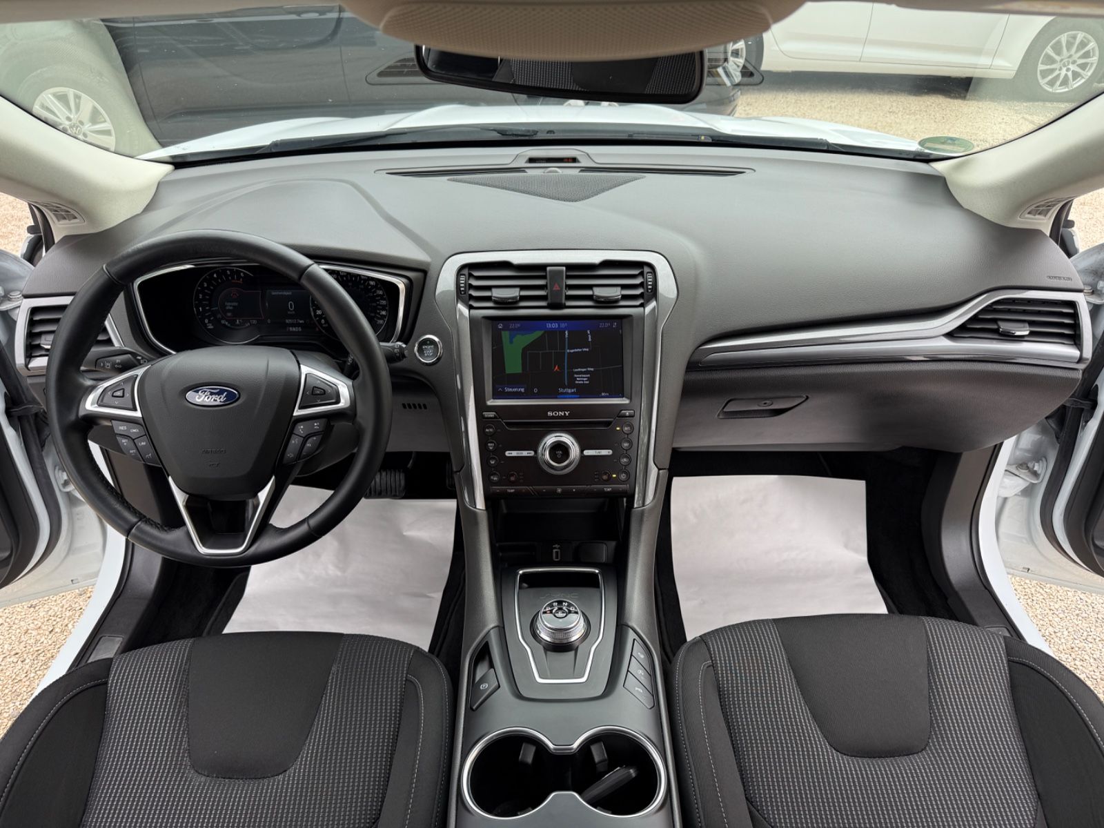Ford Mondeo 2.0 EcoBlue Aut Turnier Titanium - Samsaru's Car Outlet