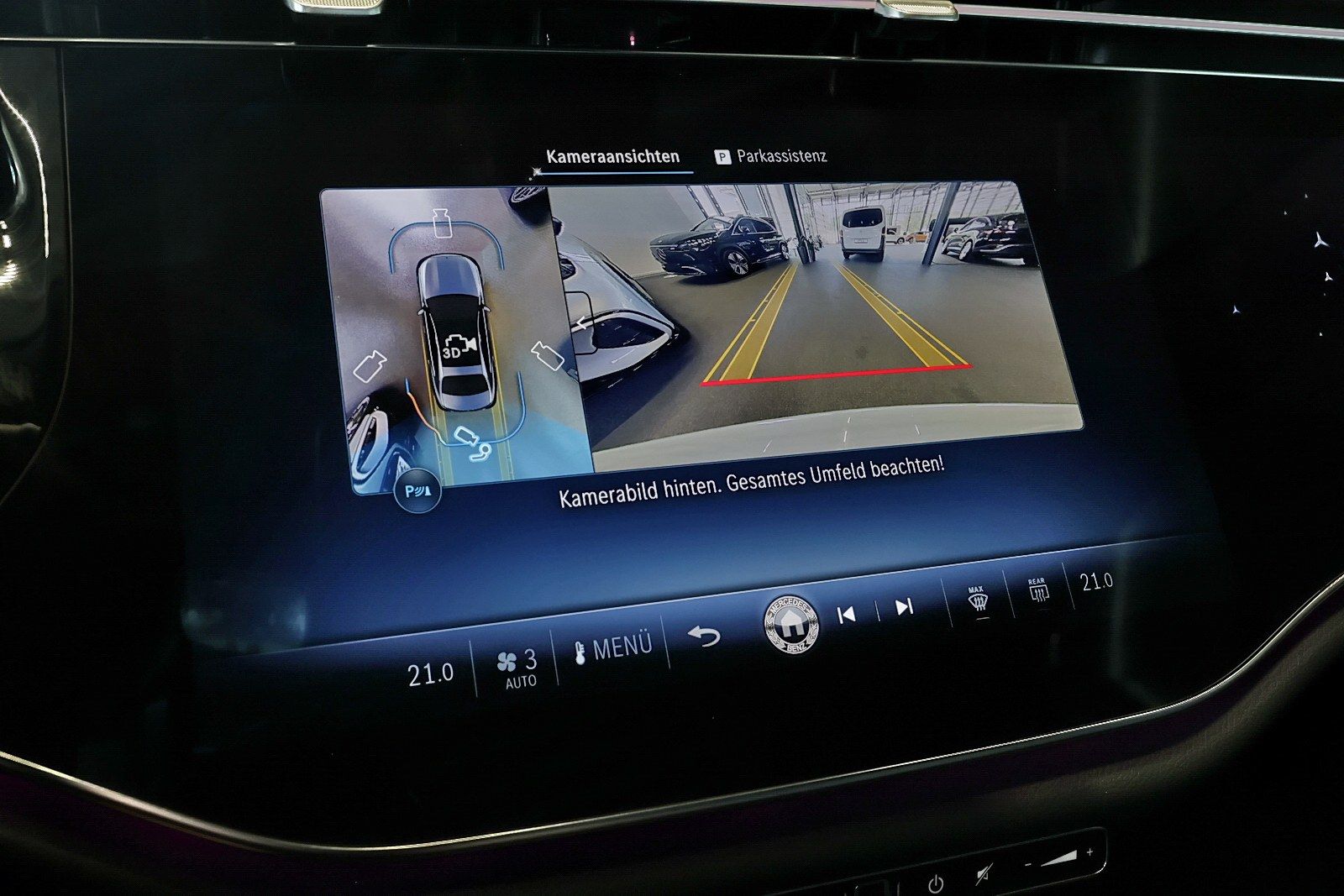 Mercedes-Benz E 220 d 4M AMG MBUX+360°+DIG-LED+AHK+Pano+Distro