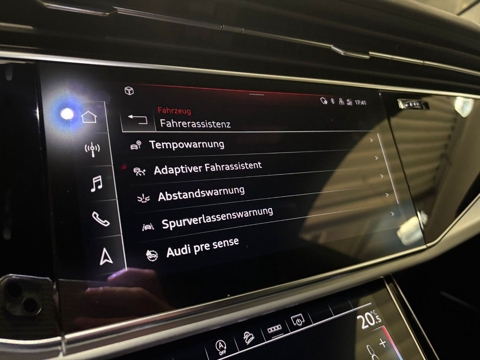 Audi Q8 50 TDI quattro S-LINE*AHK/STANDHEIZ.*
