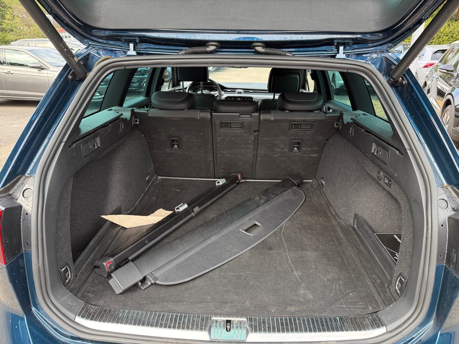 Volkswagen Passat Alltrack 2.0TDI DSG 4M Pano Navi AHK LED