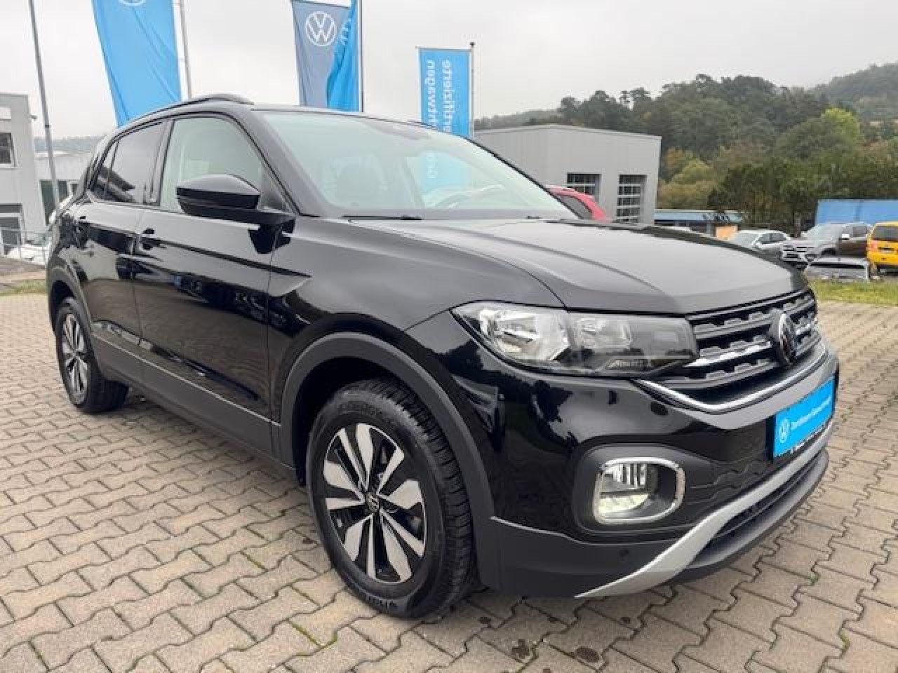 Volkswagen T-Cross Move - Samsaru's Car Outlet