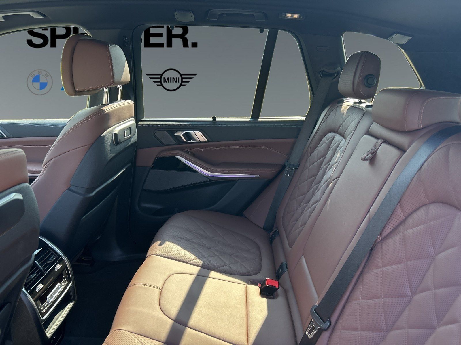BMW X5 M60i xDrive 1000 € netto Zubehör on TOP*Luftf