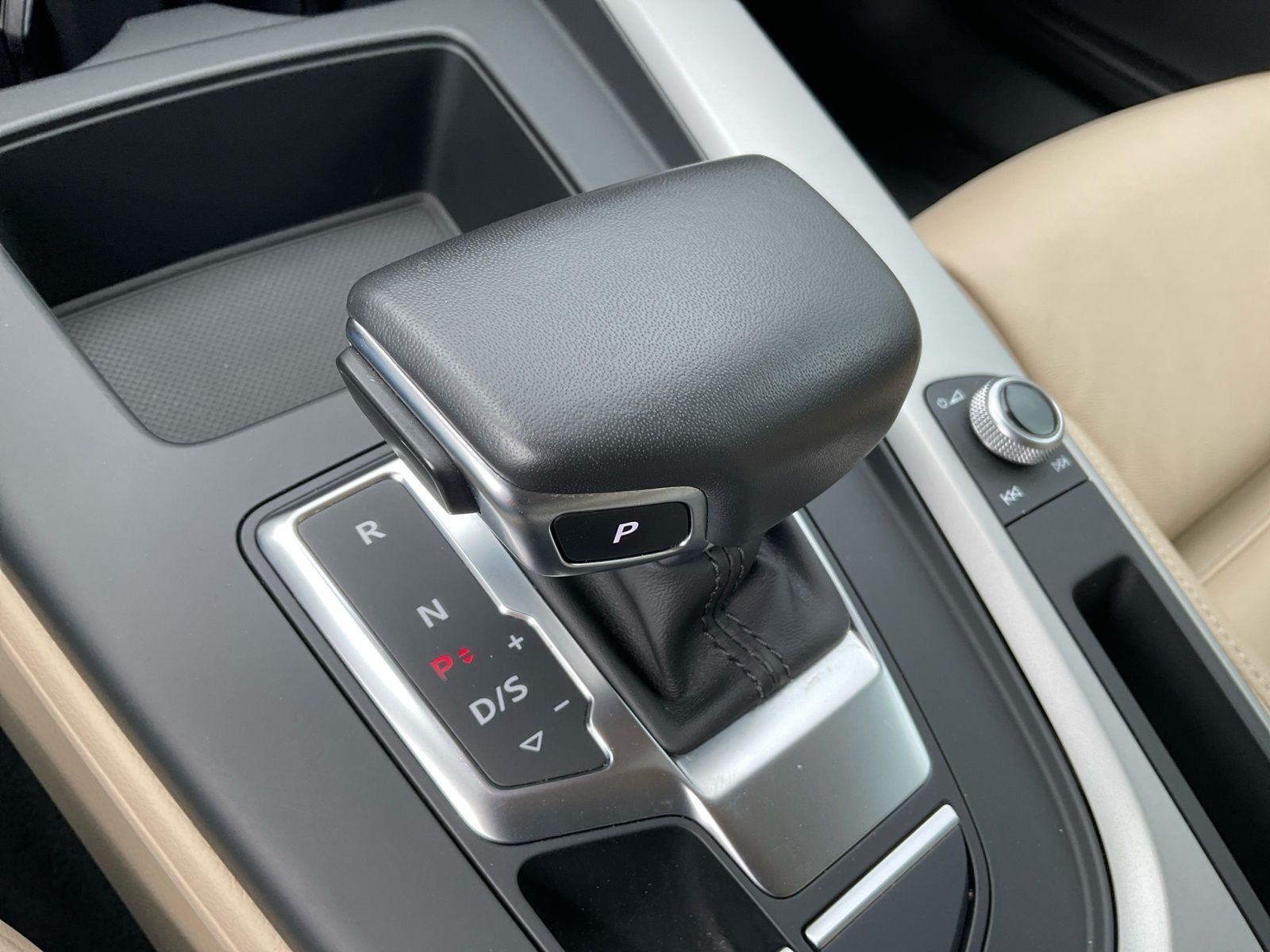 Audi A4 Avant 35 TDI S tronic advanced - Samsaru's Car Outlet