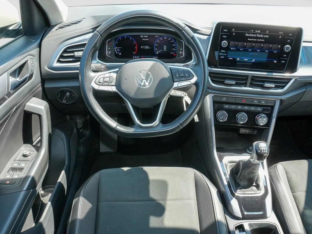 Volkswagen T-Roc 1.0 TSI Style - Samsaru's Car Outlet