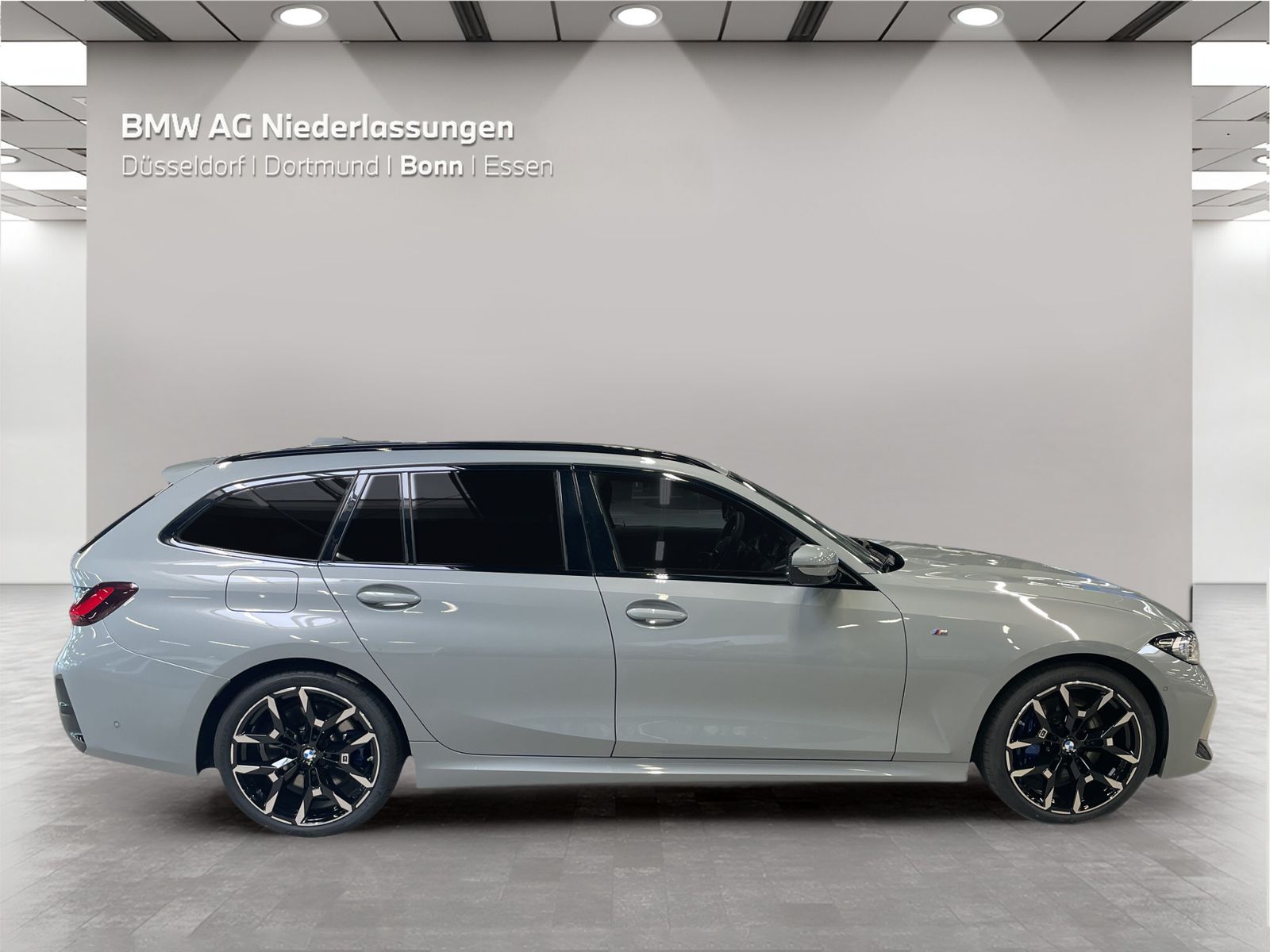 BMW 320d Touring M Sport AHK LiveCockpitProf Kamera