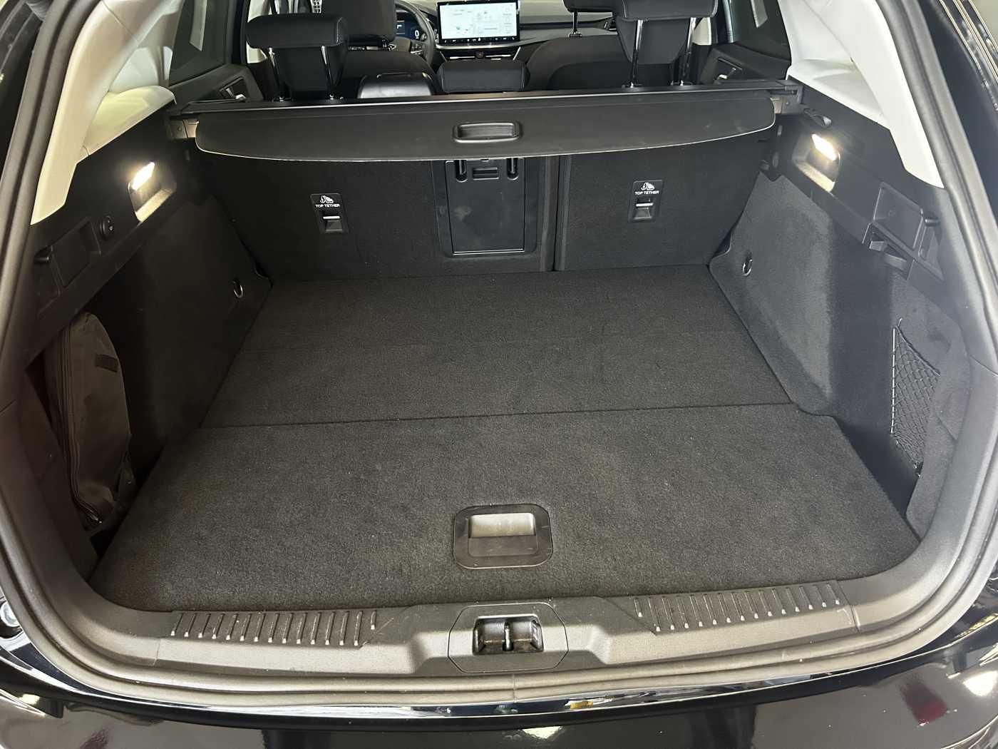 Ford Focus Turnier 1.0 E.B. Hybrid Aut. Active X +AHK