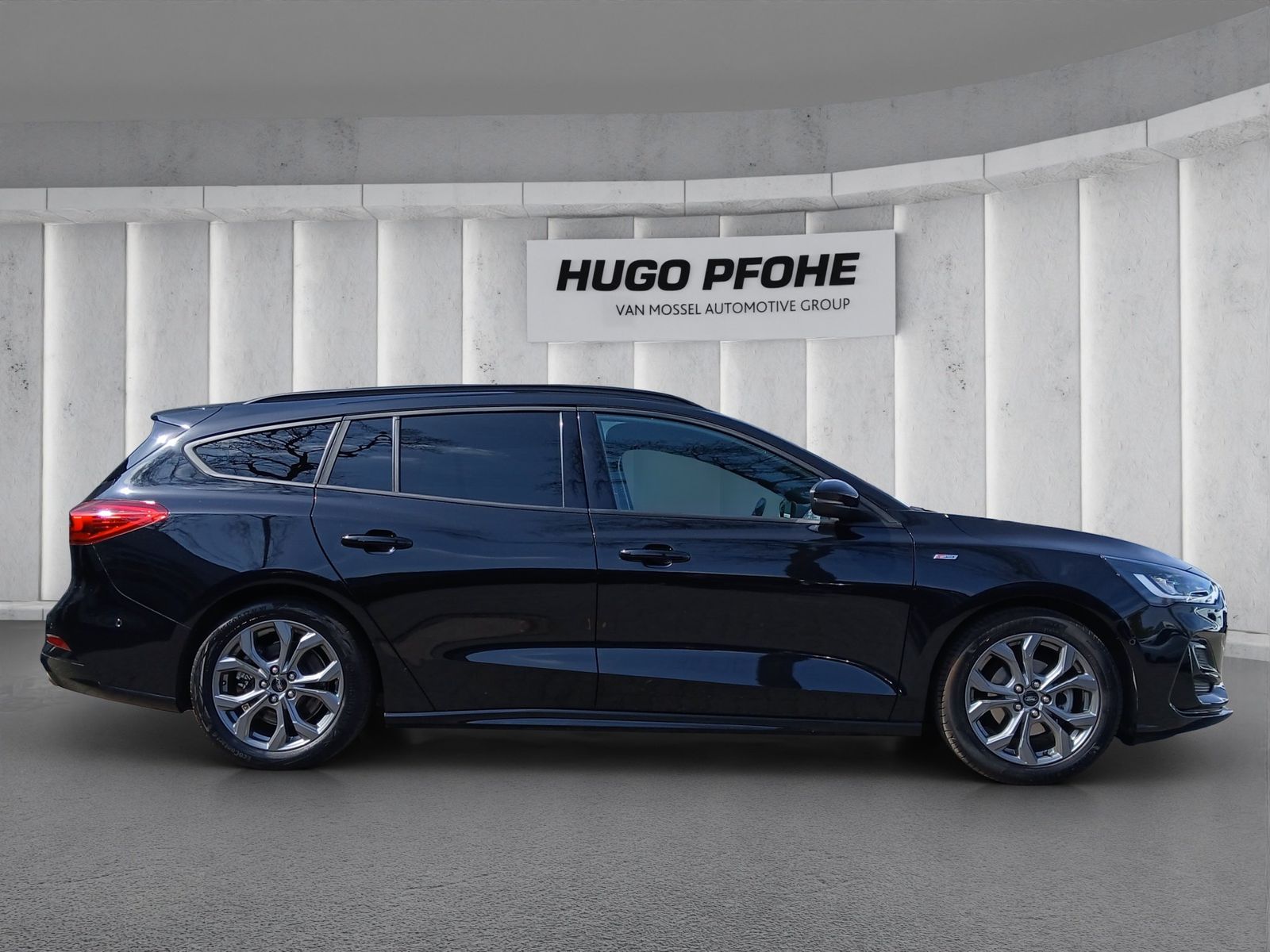 Ford Focus ST-Line X Turnier Aut.*AHK*ACC*HUD*KAM*NAV