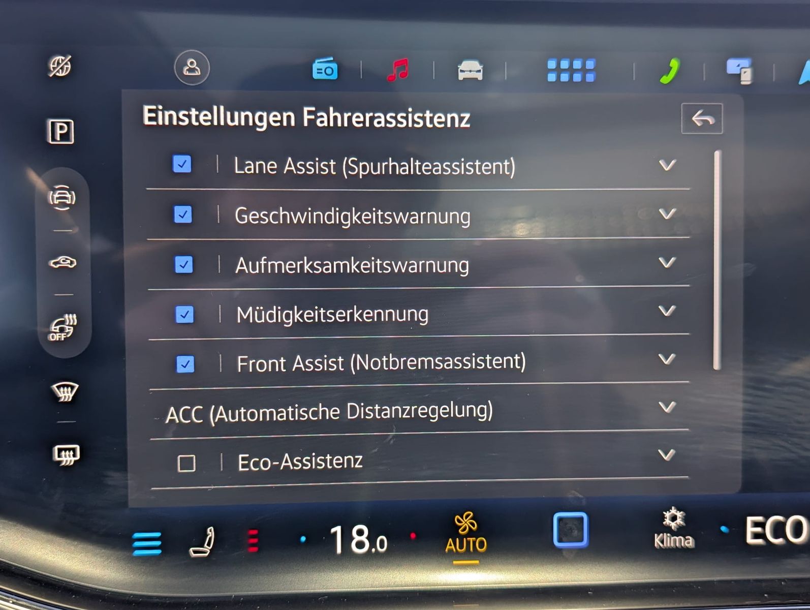 Volkswagen Touareg 3.0TDI 4M R-Line VOLL Black 22" UPE 114T
