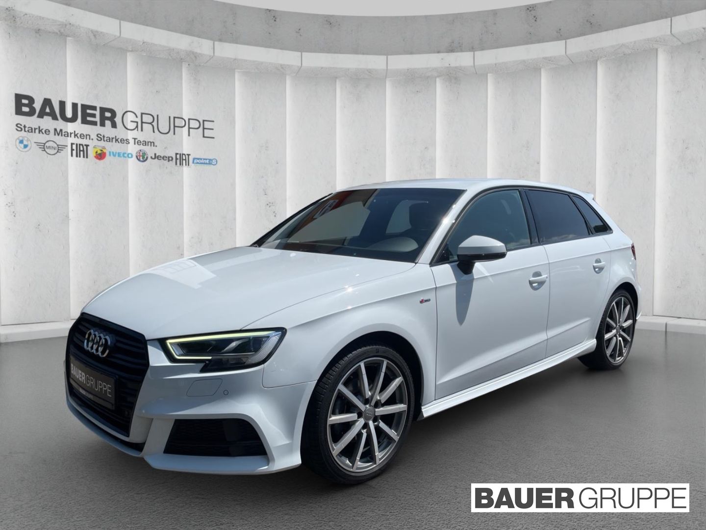 Audi A3 Sportback 35 TFSI S line - Samsaru's Car Outlet