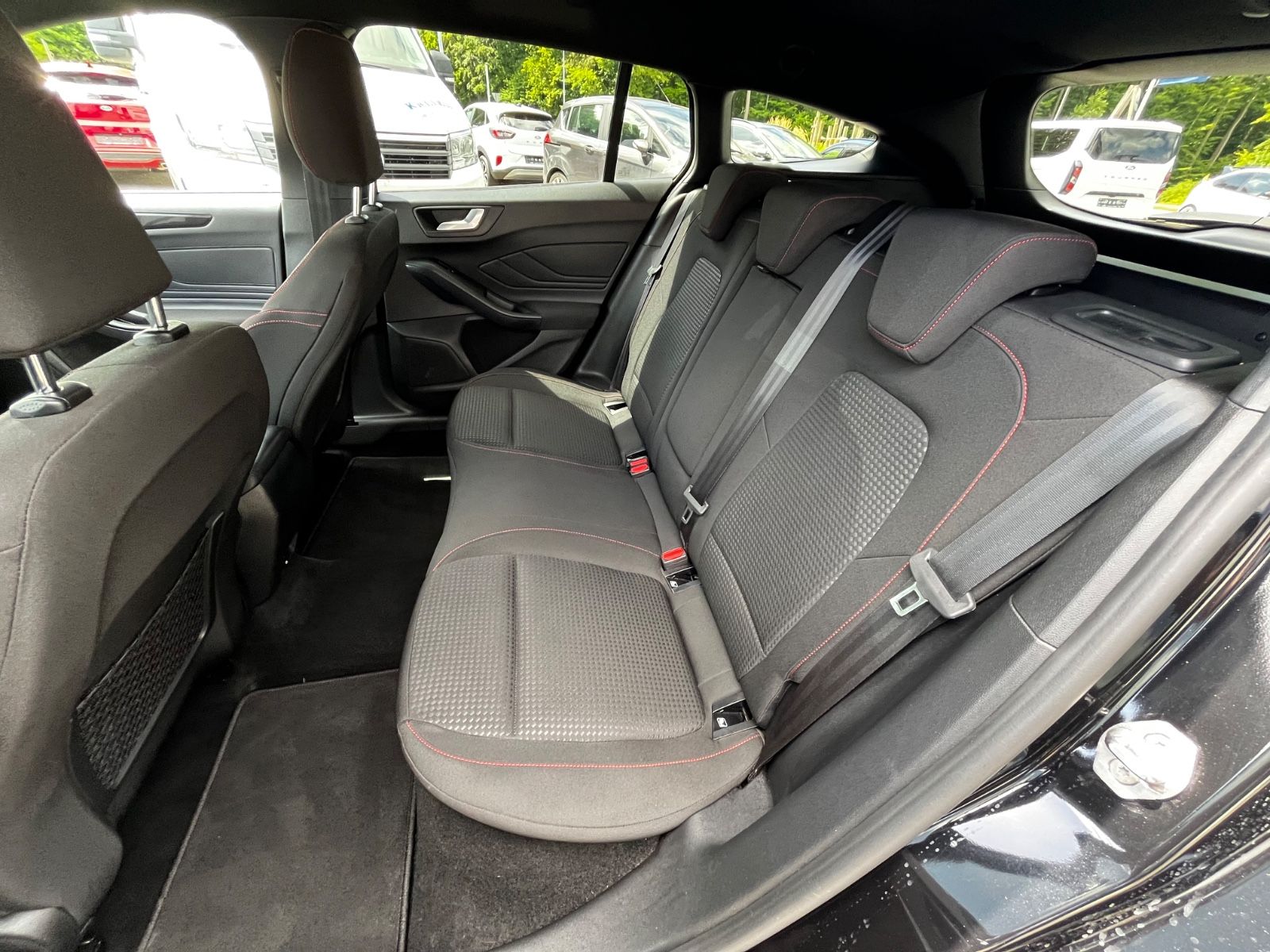 Ford Focus Turnier ST-Line Automatik, FahrerP, iACC