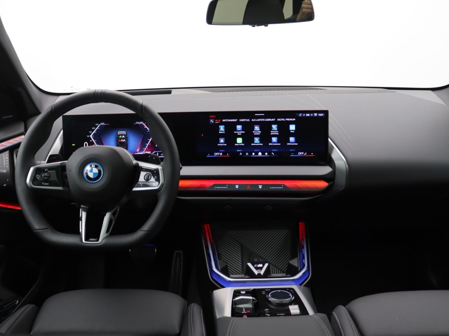 BMW X3 30 e xDrive M Sport HUD AHK-klappbar Panodach