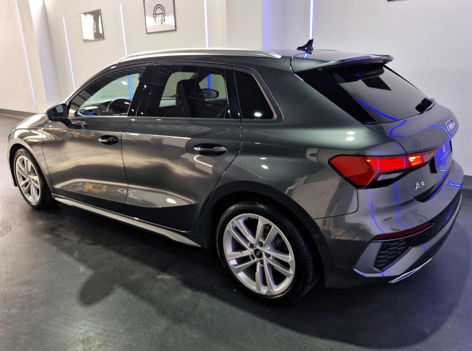Audi A3 Sportback 35 TFSI 2xS Line - Samsaru's Car Outlet