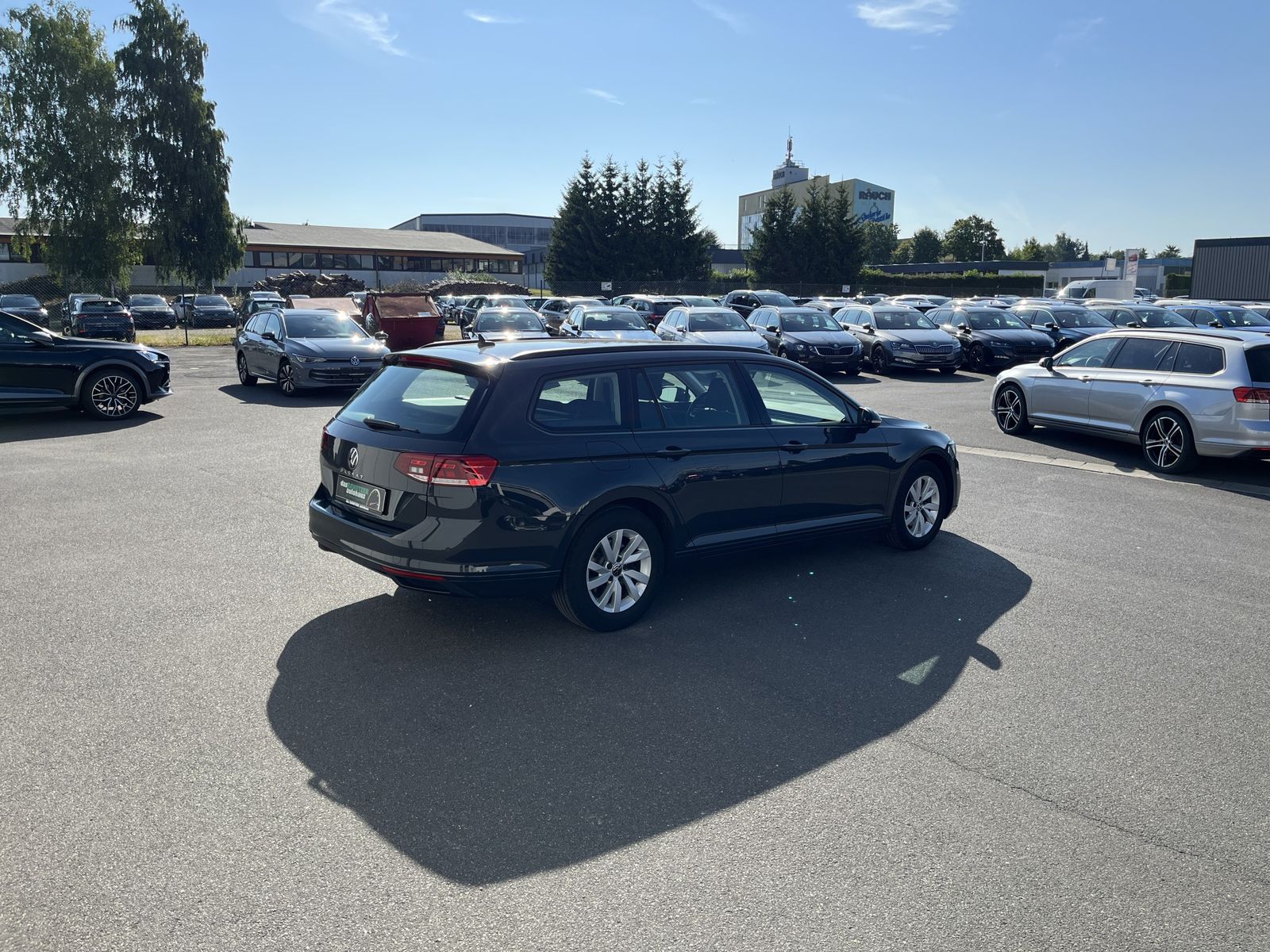 Volkswagen Passat Variant 2.0 TDI DSG - Samsaru's Car Outlet