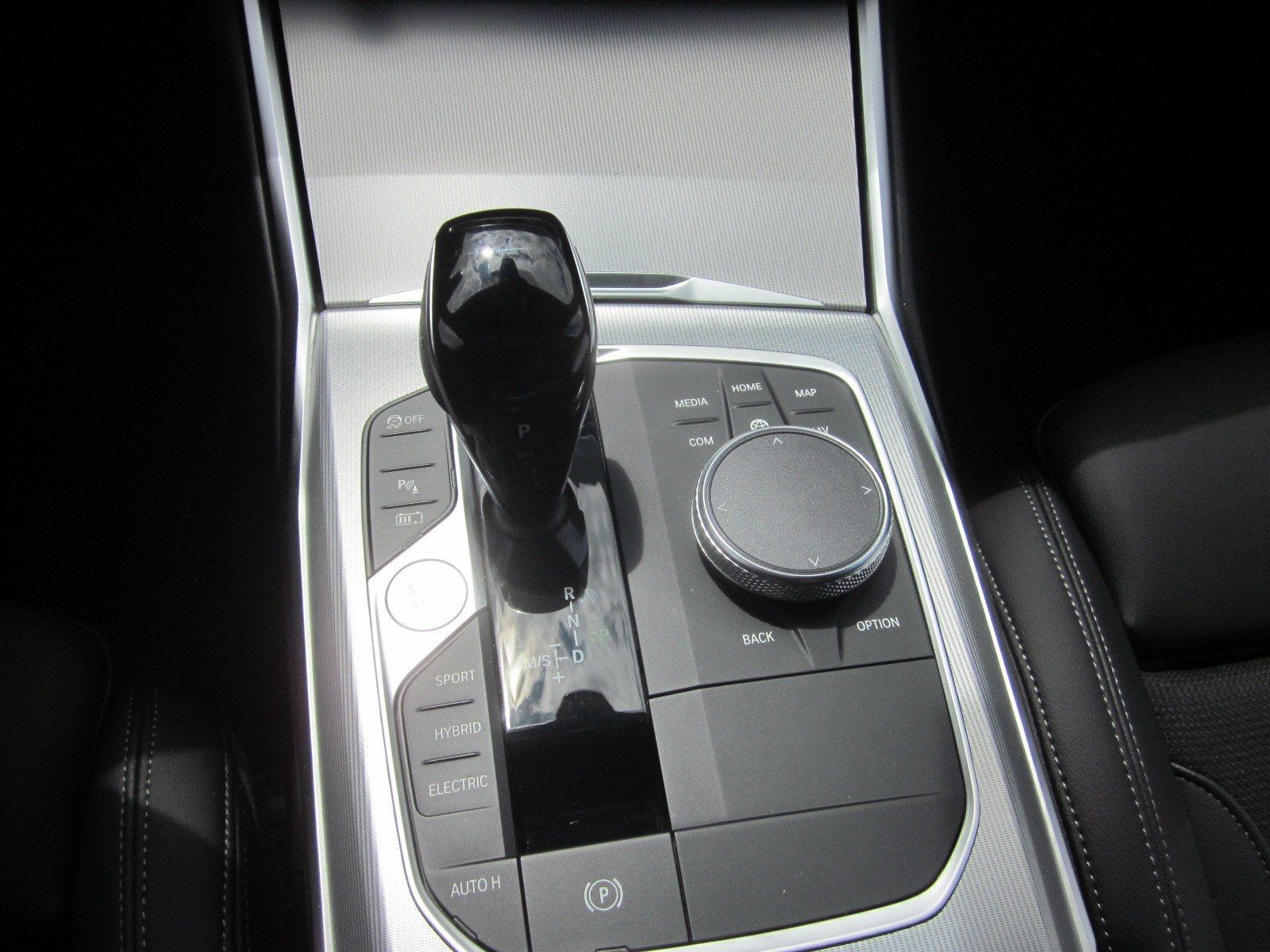 BMW 330e TOURING SPORT LINE - Samsaru's Car Outlet