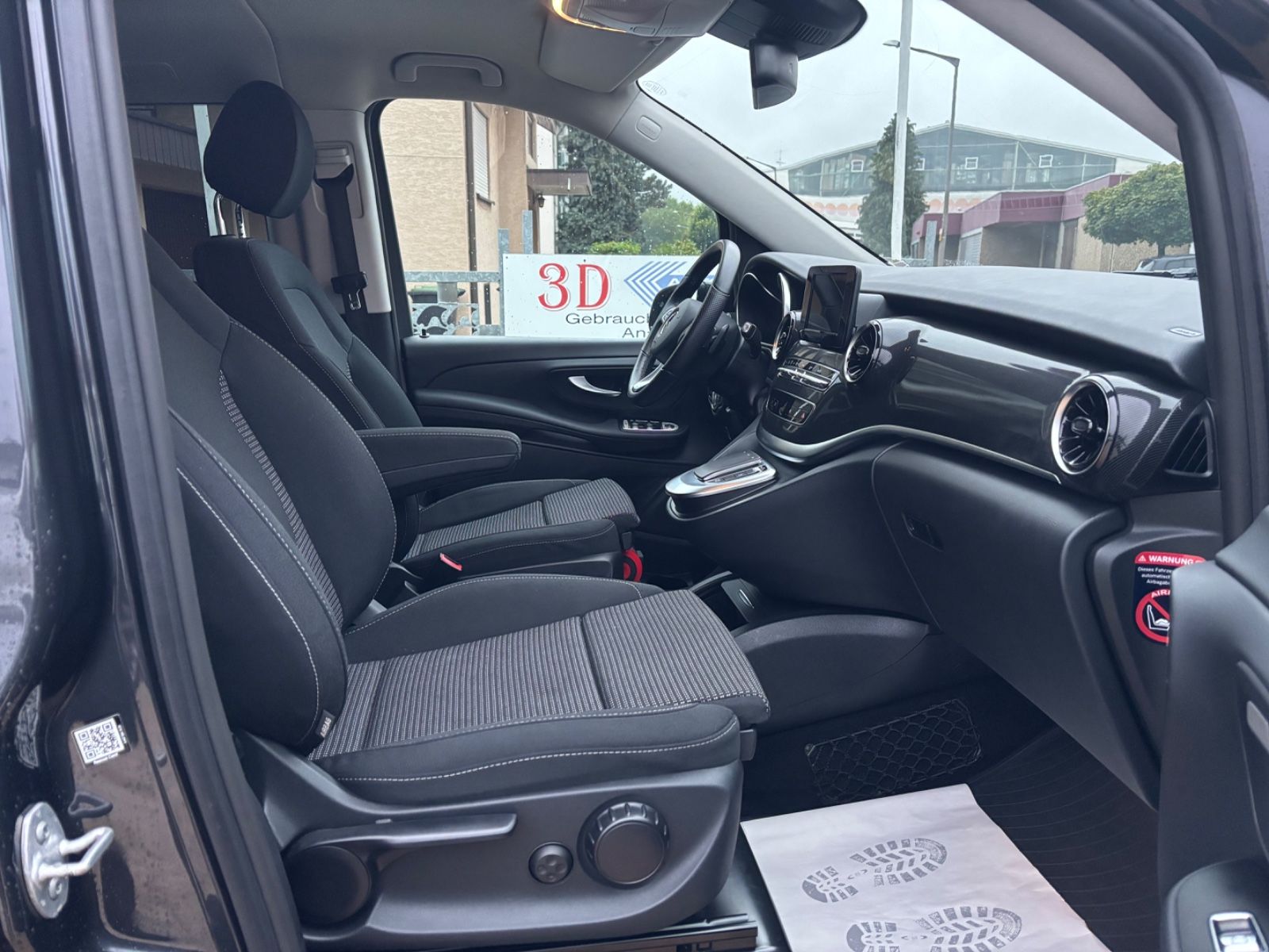 Mercedes-Benz V300 d EDITION 4MATIC lang,AHK,Tisch-Paket