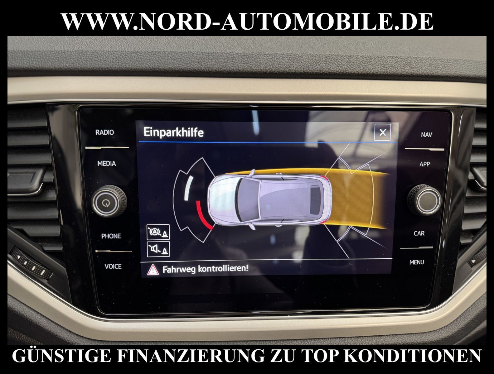 Volkswagen T-Roc 1.5 TSI DSG Style - Samsaru's Car Outlet