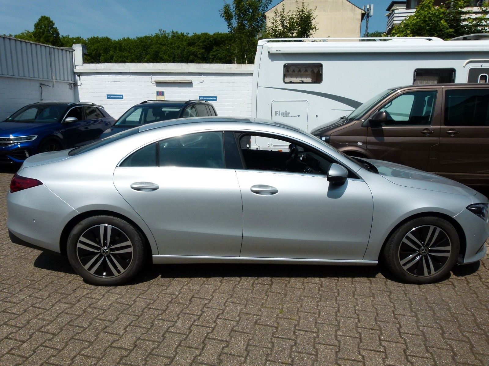 Mercedes-Benz CLA 180 d Limousine - Samsaru's Car Outlet