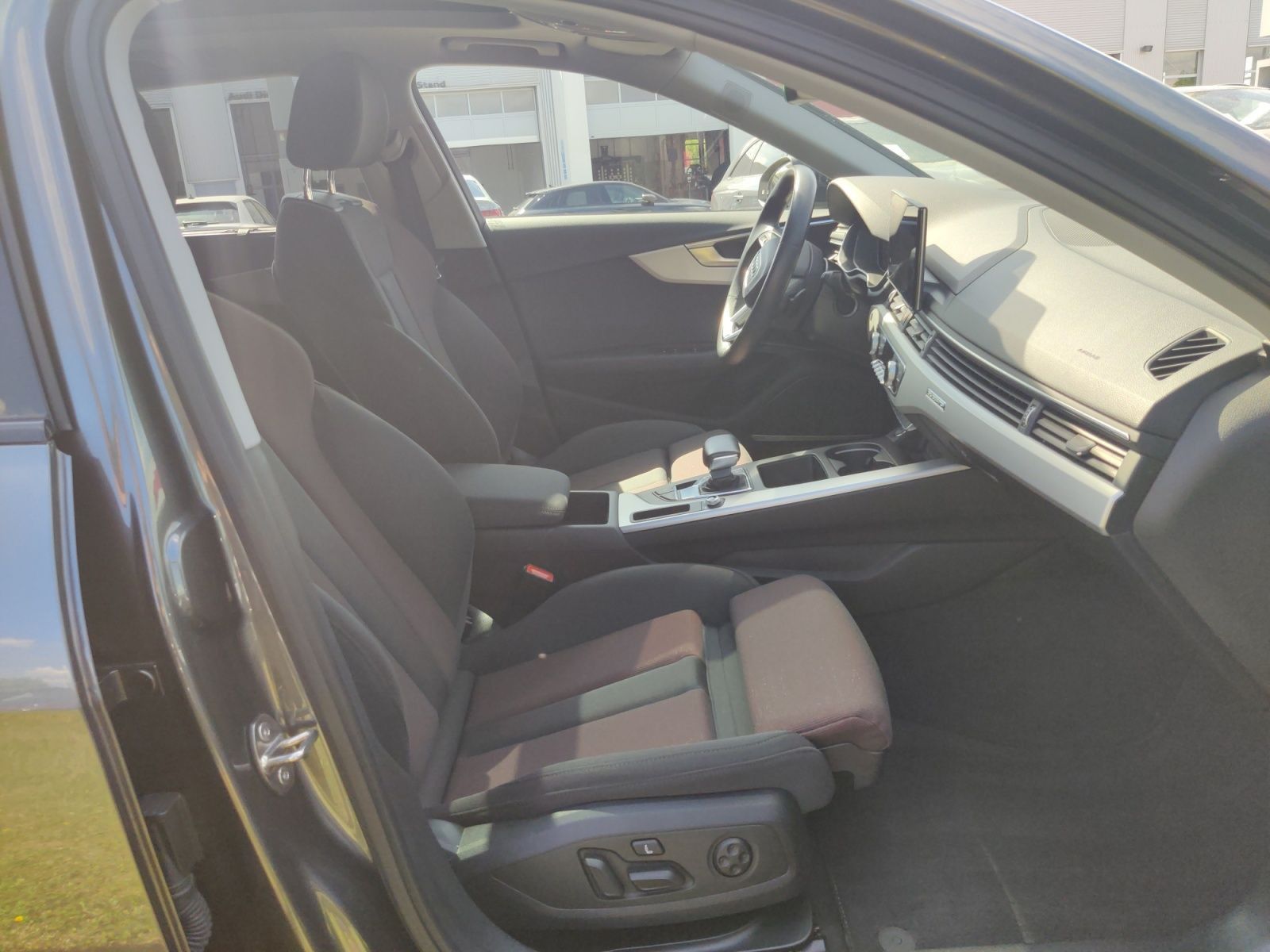 Audi A4 Avant 45 TFSI q. S-Tronic S-Line, Matrix, AHK