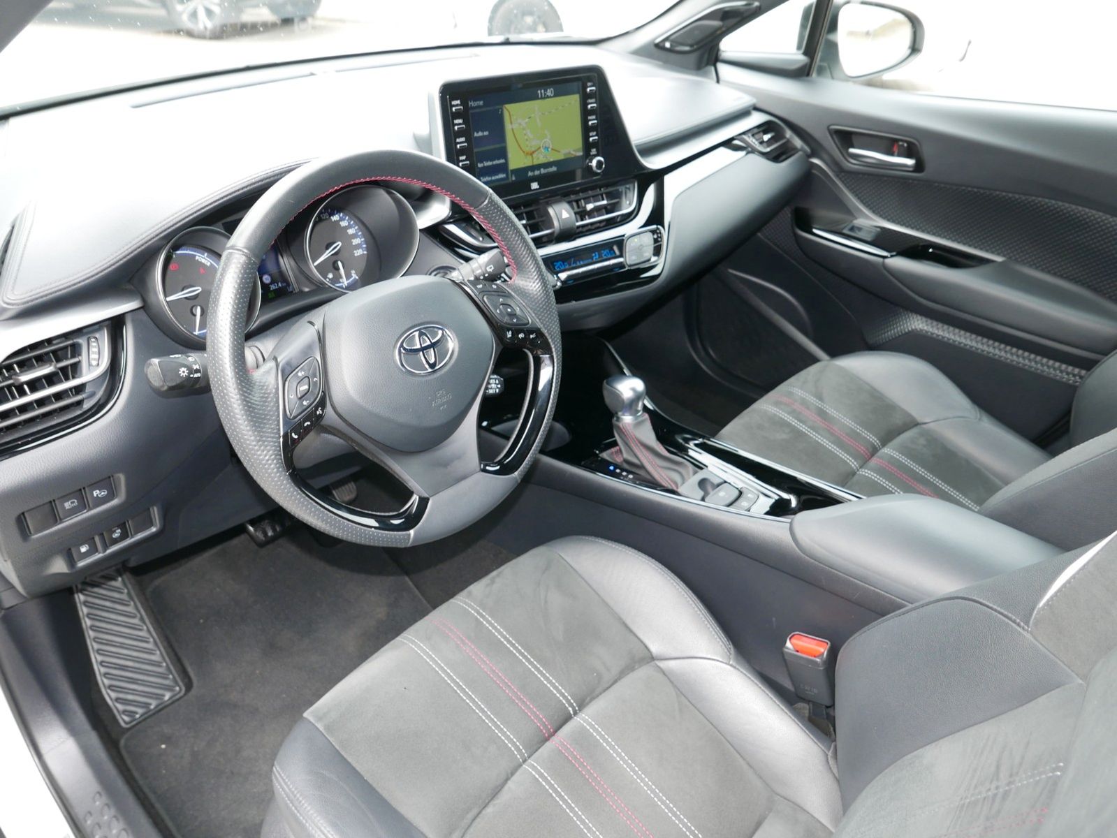 Toyota C-HR Hybrid GR SPORT - Samsaru's Car Outlet
