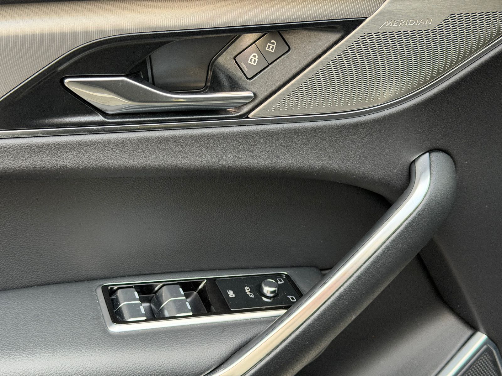 Jaguar F-Pace F-PACE R-Dynamic S AWD/PANO/3D-KAMERA