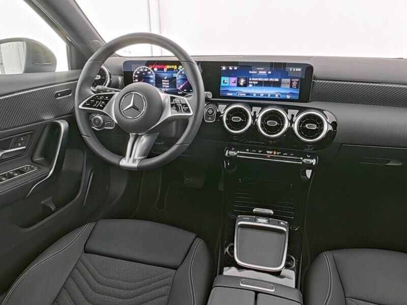 Mercedes-Benz A 200 PROGRESSIVE - Samsaru's Car Outlet