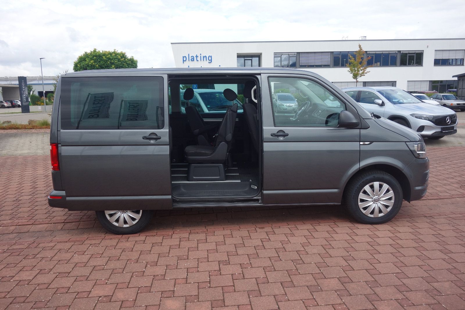Volkswagen T6 Multivan - Samsaru's Car Outlet