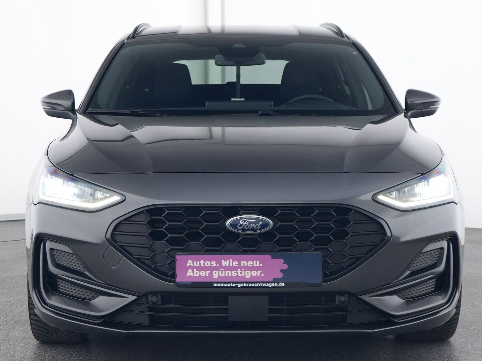 Ford Focus ST-Line X - Samsaru's Car Outlet