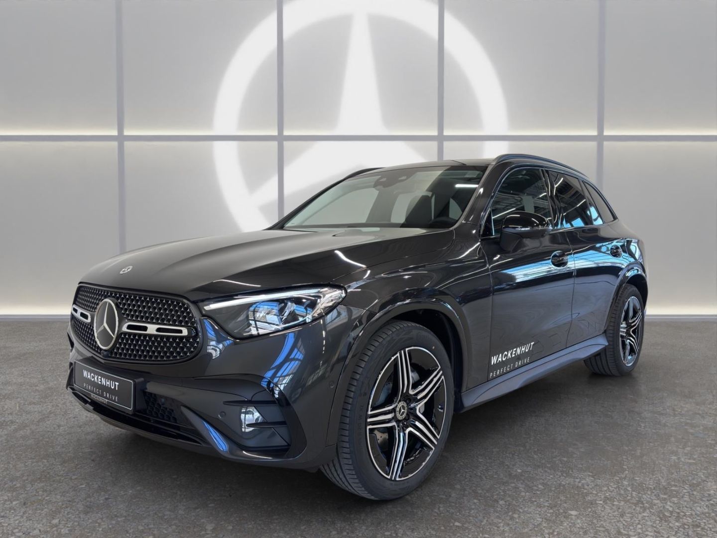 Mercedes-Benz GLC 300 d 4M EDITION AMG LINE NIGHT+AHK+PANO+360