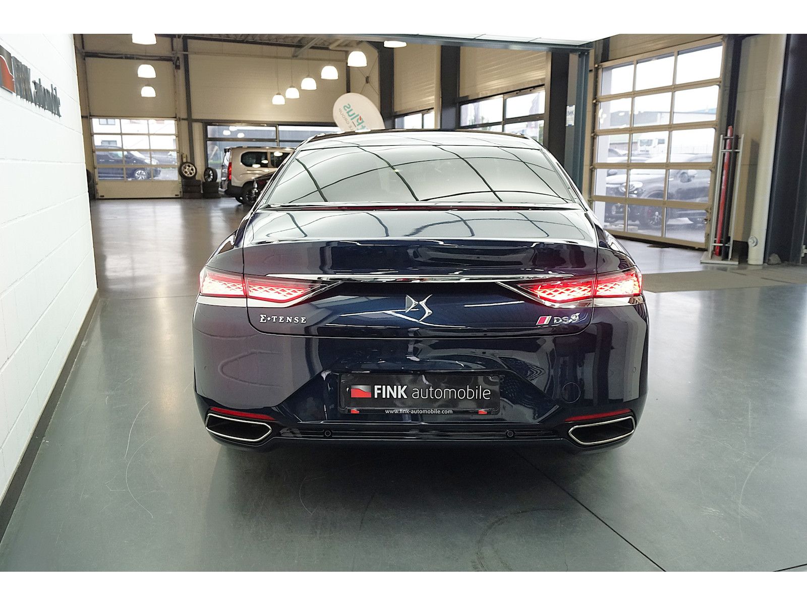 DS Automobiles DS9 E-Tense 225 Performance Line+ Nachtsicht
