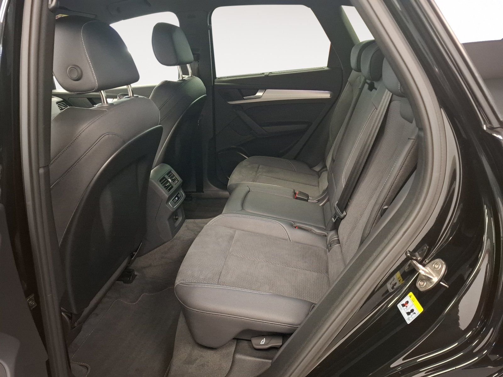 Audi Q5 50 TFSI e quattro S line S-Line AHK Matrix AC
