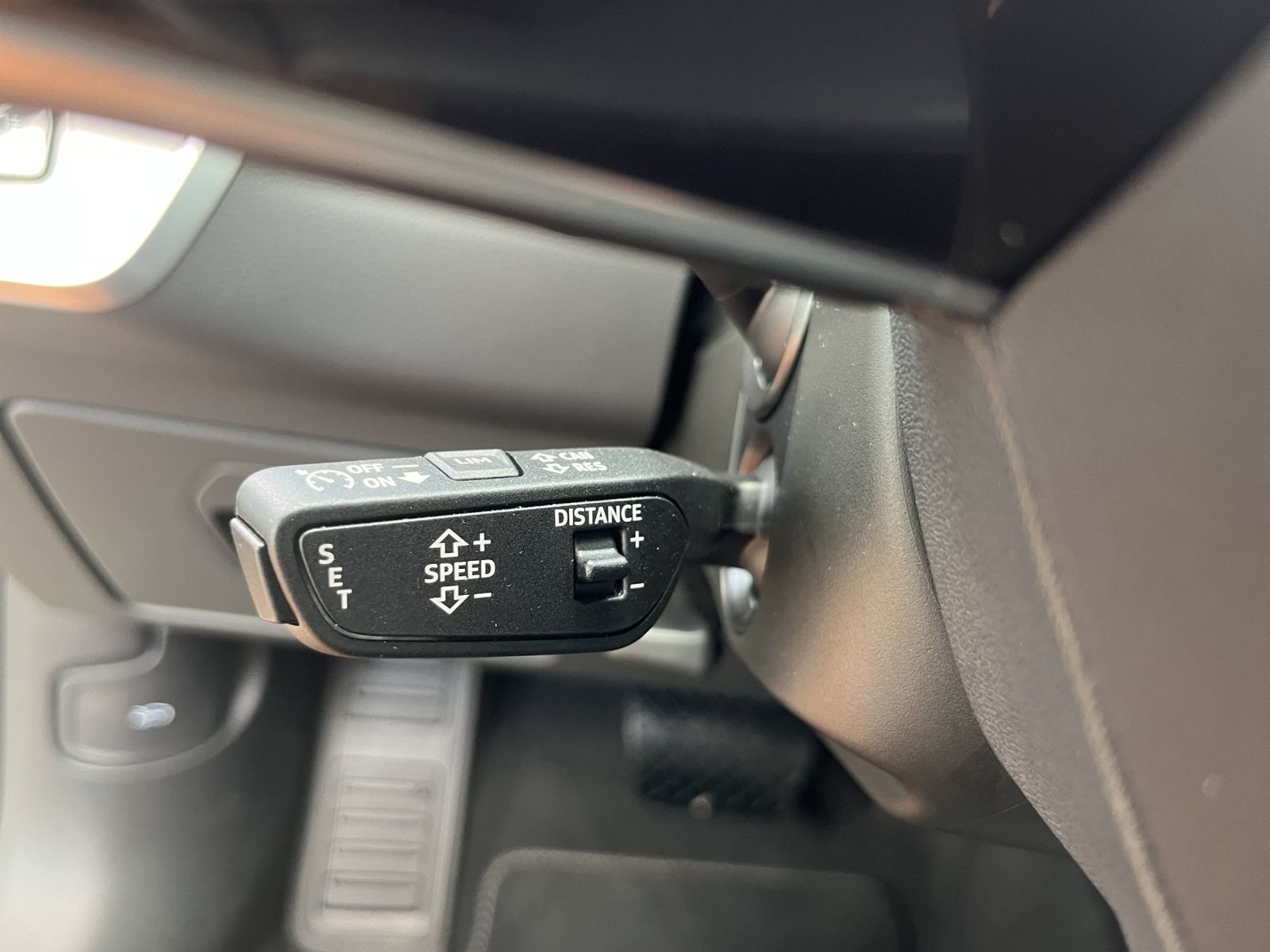 Audi A6 Avant 40 TDI ADVANCED - Samsaru's Car Outlet