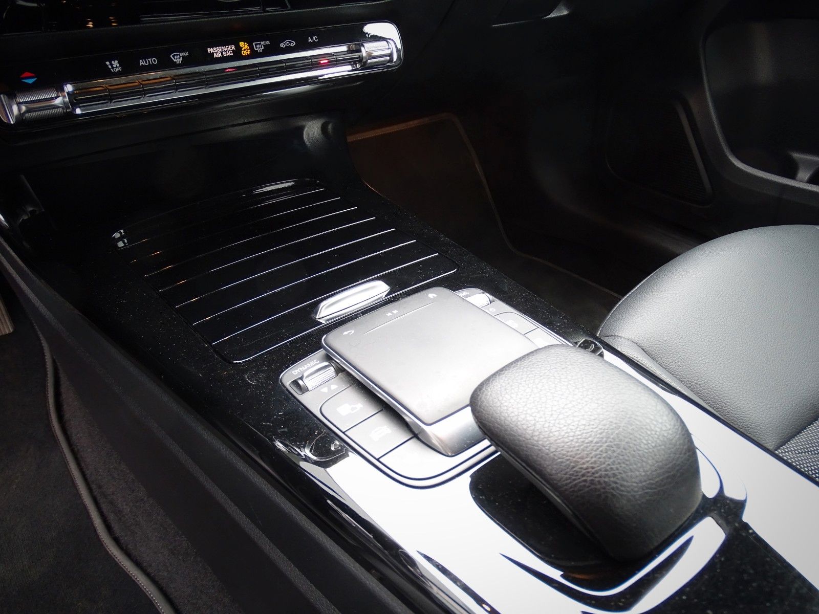 Mercedes-Benz A 180 BUSINESS LINE - Samsaru's Car Outlet
