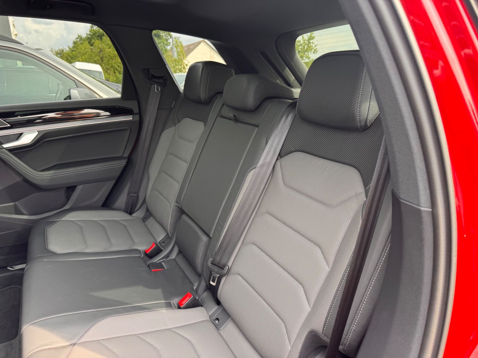Volkswagen Touareg 3.0 TDI 4Motion R-Line Final Edition