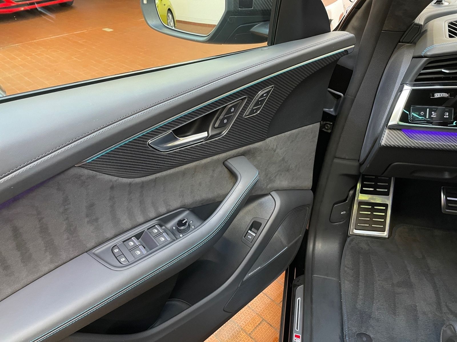 Audi RSQ8 4.0 TFSI quattro Tiptronic LEDER