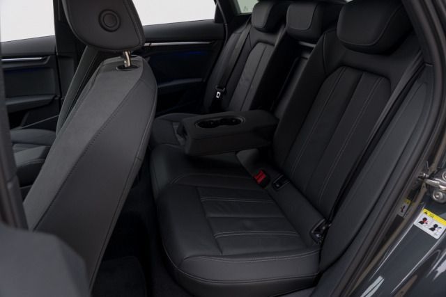 Audi A3 Sportback 30 TDI S-TRO*ADVANCED*HUD*GJR*NAVI*