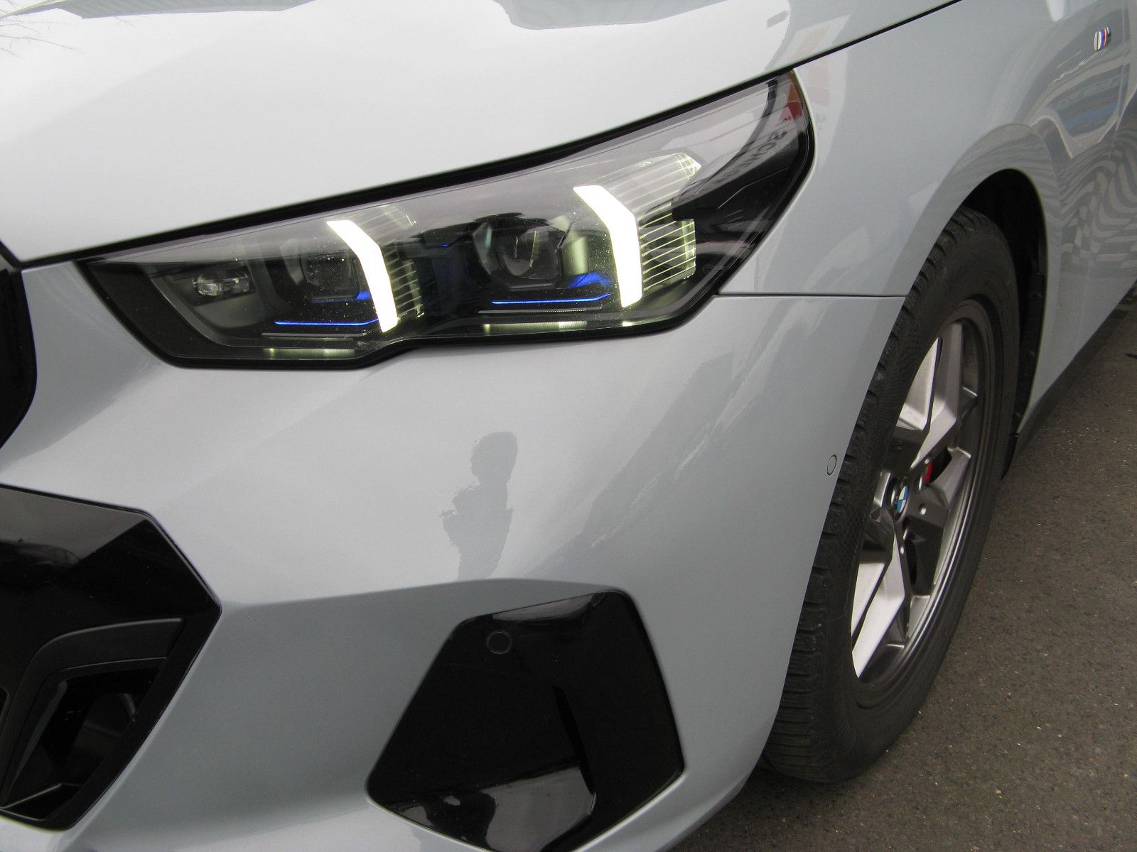 BMW 520 i Lim M Sport LED NAVI AHK 360° ST-HZ HUD