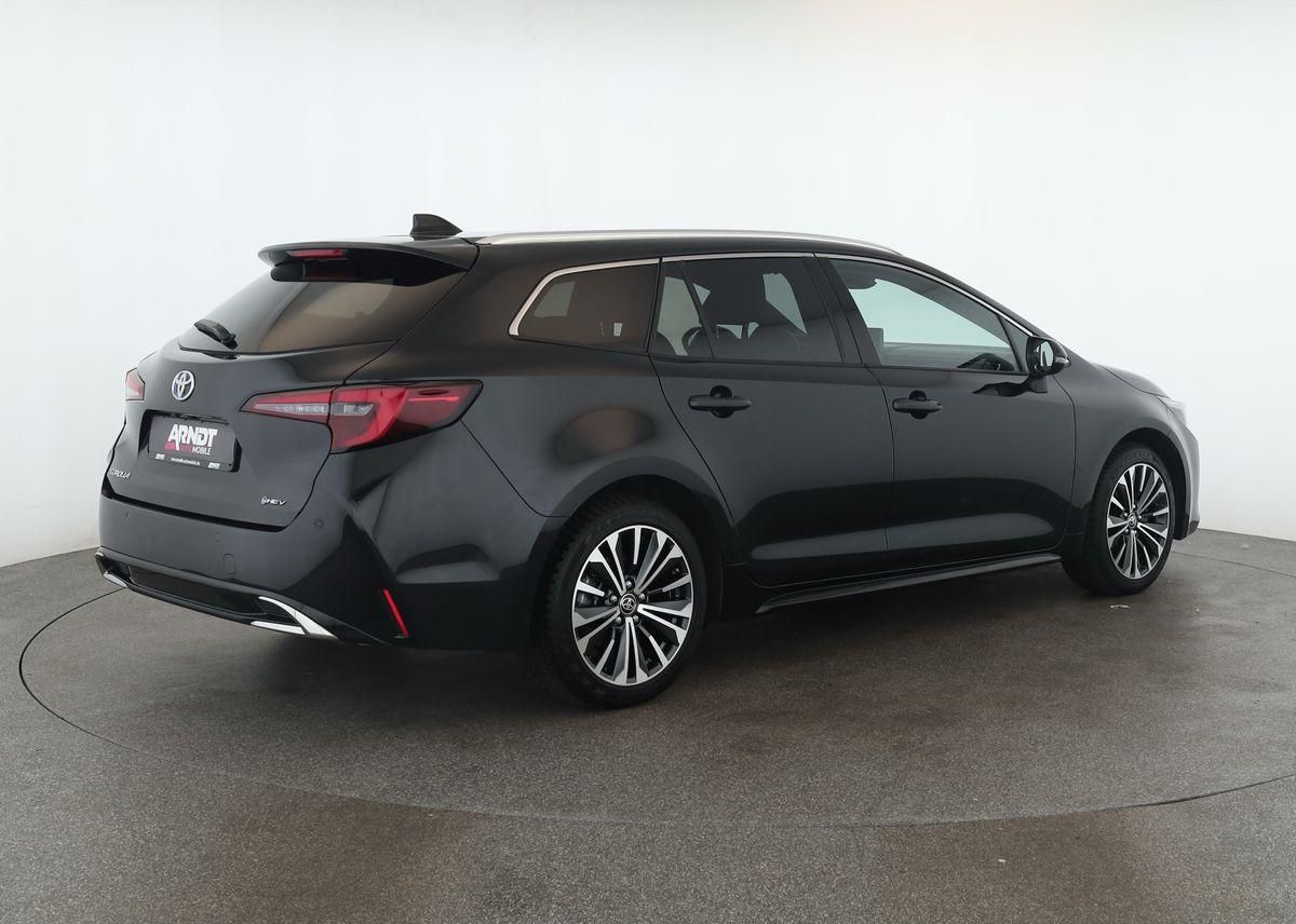 Toyota Corolla Touring Sports 2.0 CVT Team D Navi Kam