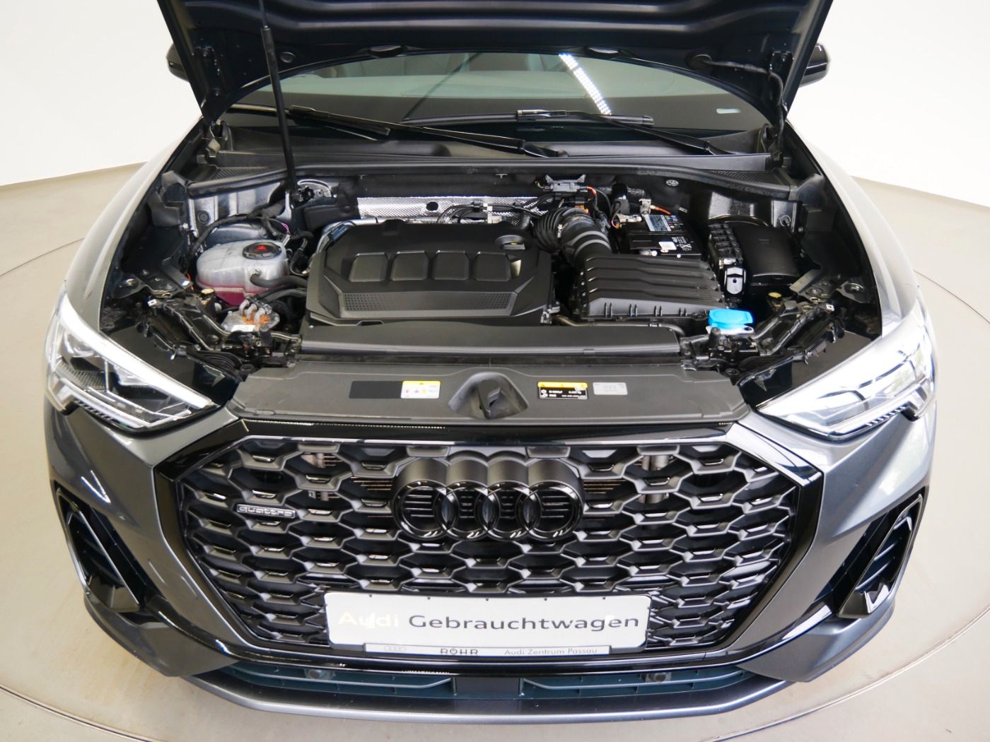 Audi Q3 Sportback 40 TDI quattro S line - Samsaru's Car Outlet