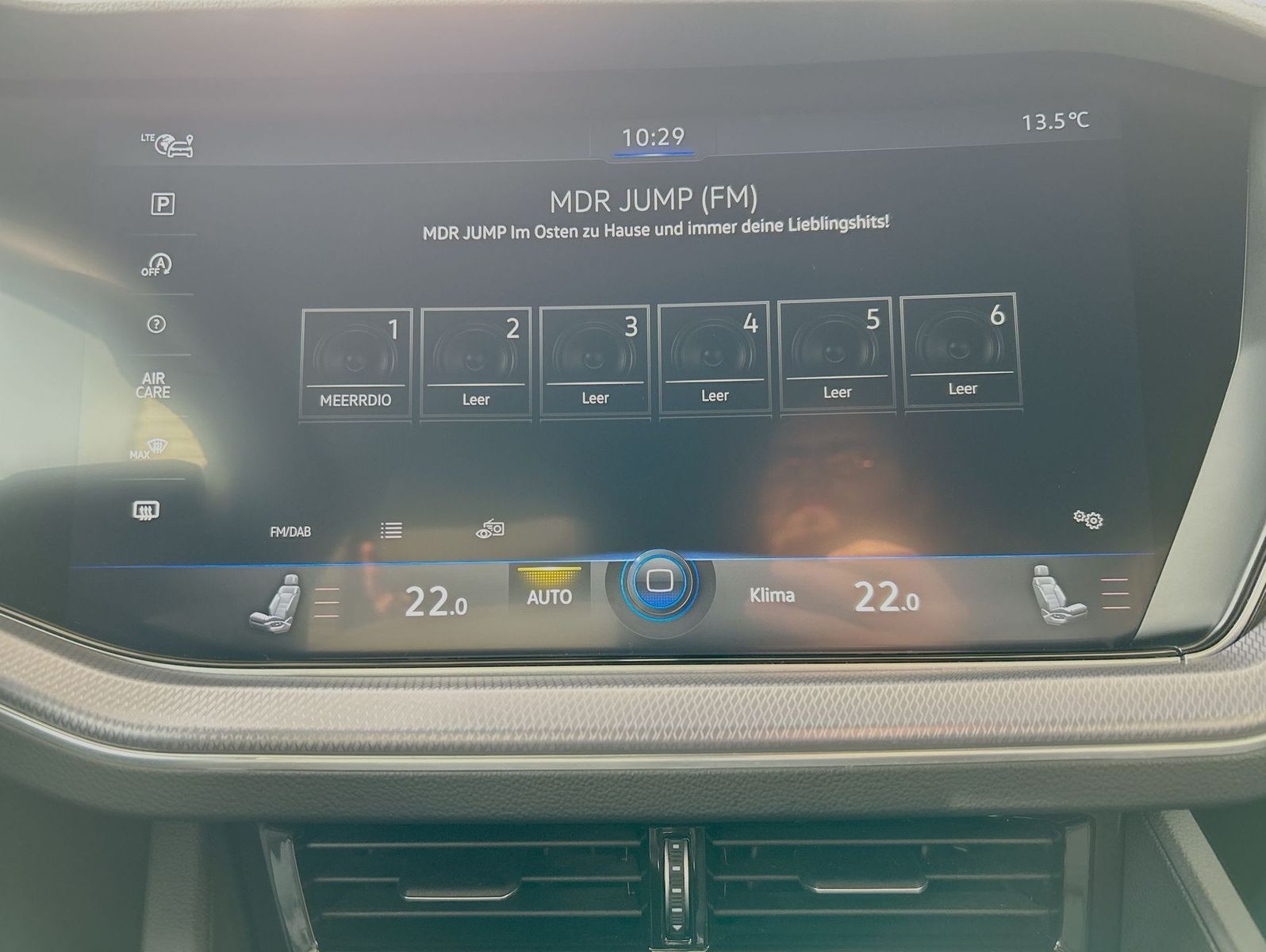Volkswagen Touareg 3.0 TDI 4Motion R-Line - Samsaru's Car Outlet
