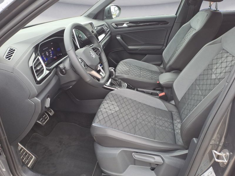 Volkswagen T-Roc 1.5 TSI DSG R-Line - Samsaru's Car Outlet